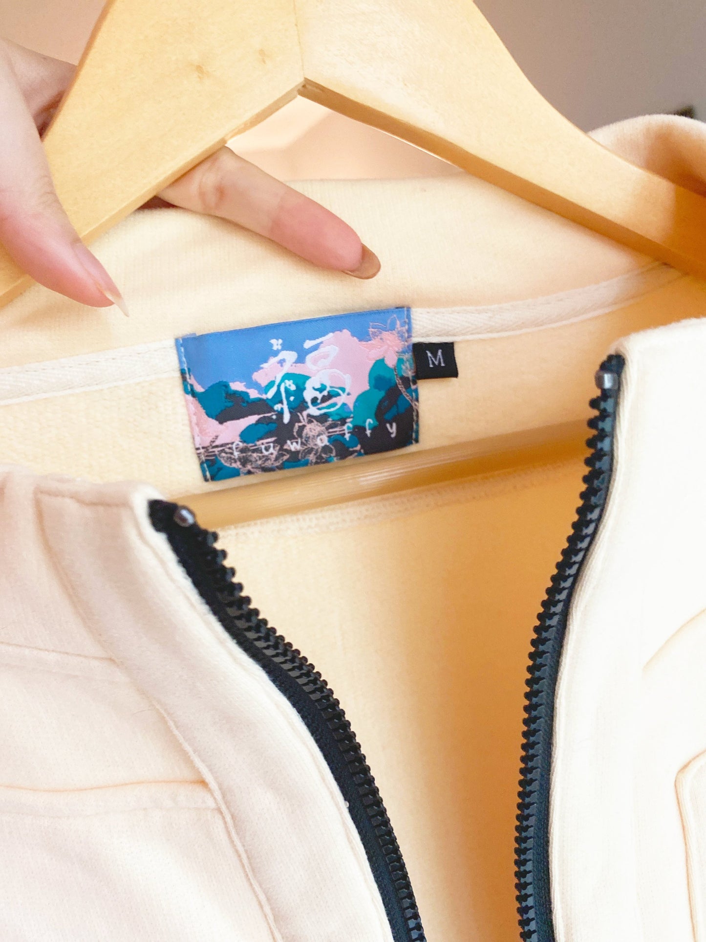 logo tag.jpeg